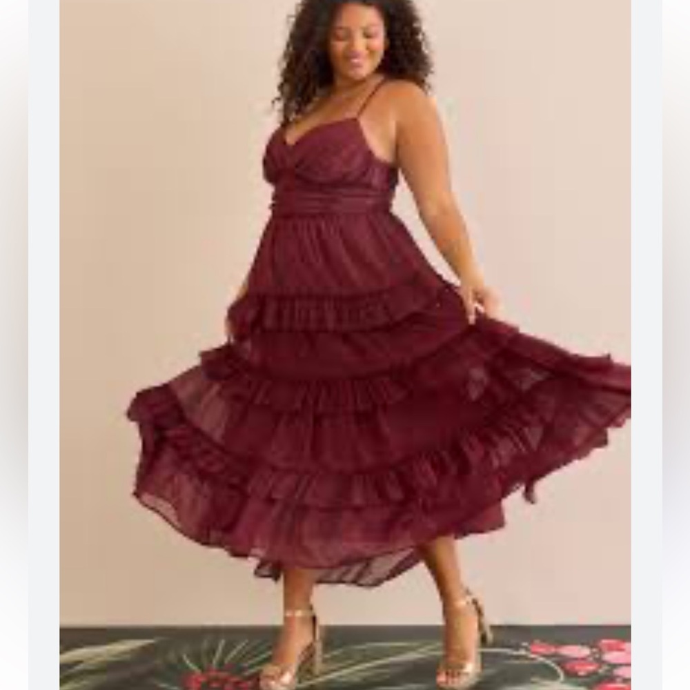 Elegant Burgundy maxi dress NWT